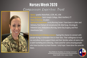 Eine Frau in der Uniform einer Militärschwester lächelt warm und repräsentiert "Nurses Week 2020" mit den Worten "Mitgefühl, Expertise, Vertrauen" daneben.