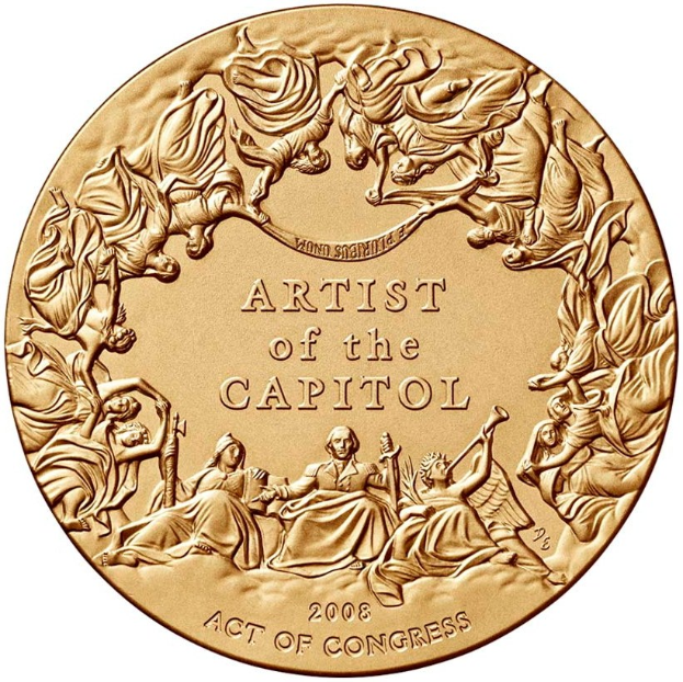 Goldmedaille mit der Inschrift "Künstler des Kapitols" auf einem weißen Hintergrund.