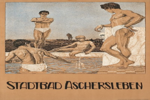 Plakat wirbt für ein Schwimmbad in Aschersleben, Deutschland, mit Menschen im Wasser und Text über die Einrichtungen des Schwimmbads.